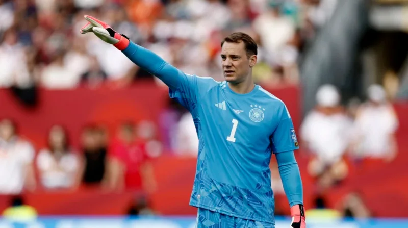 Manuel Neuer sinh ra tại Đức và được xem là một trong những thủ môn tiêu biểu nhất của bóng đá Đức hiện đại.